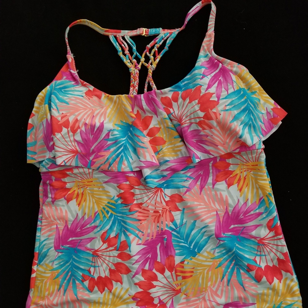 Swimwear top